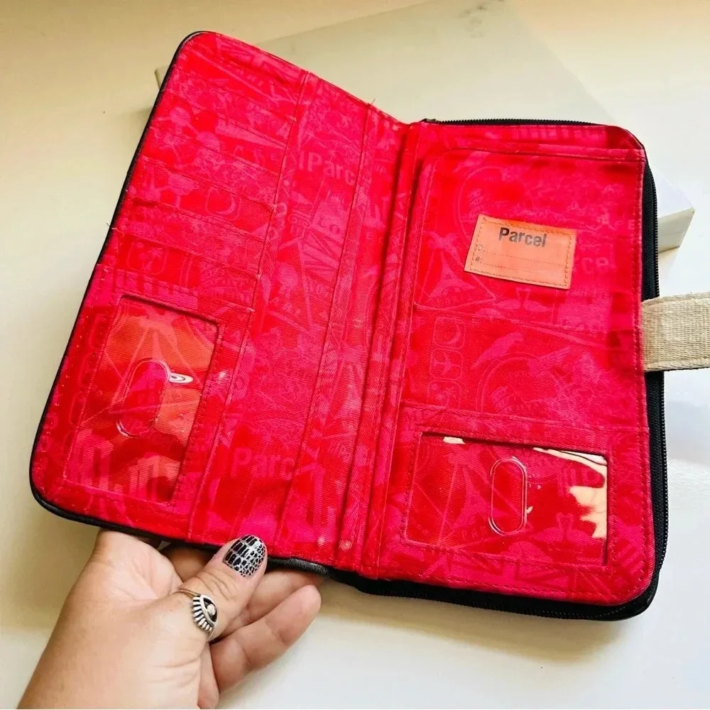 Loop NYC PARCEL Wallet Clutch Organizing/Passport